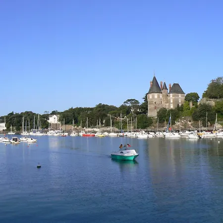Maison De Et Jardin Proche Plage A *